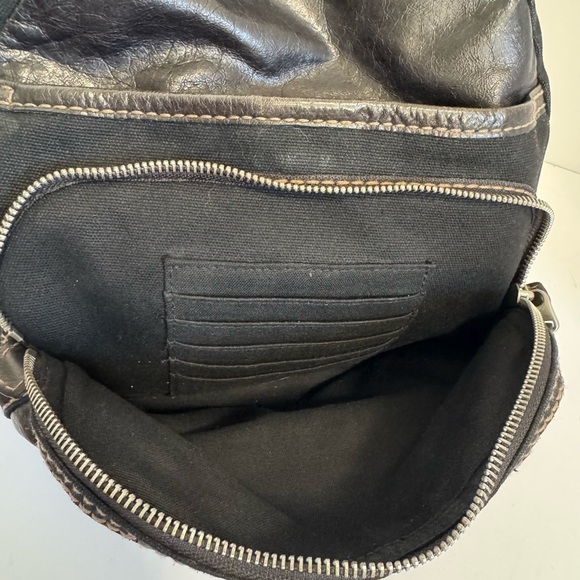 Vintage FOSSIL Small/Mini Leather Backpack - Picture 4 of 11